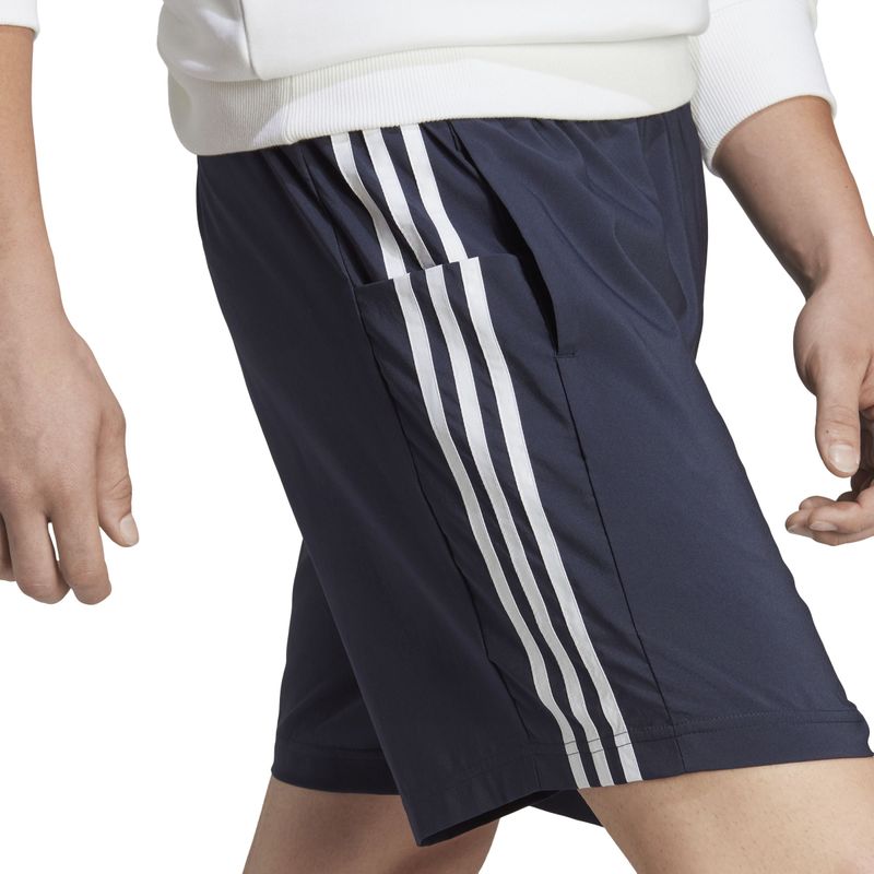 Pantaloneta-adidas-para-hombre-M-3S-Chelsea-para-moda-color-azul.-Detalle-2