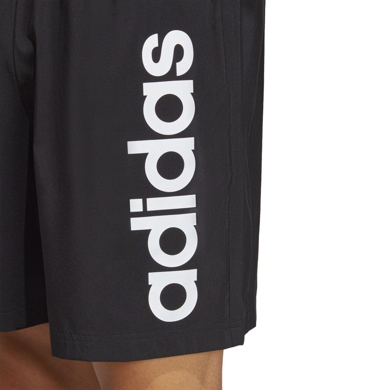 Pantaloneta-adidas-para-hombre-M-Lin-Chelsea-para-moda-color-negro.-Detalle-1