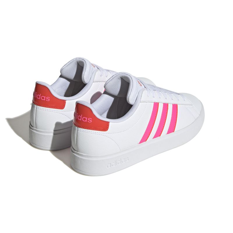 Tenis-adidas-para-mujer-Grand-Court-2.0-para-moda-color-blanco.-Talon