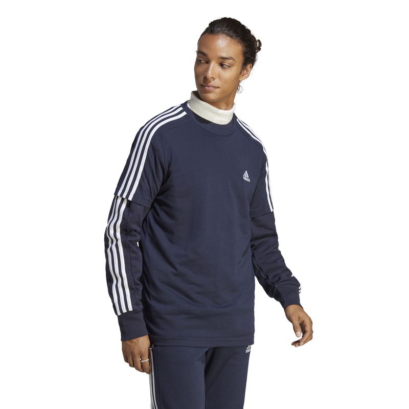 Camiseta-Manga-Corta-adidas-para-hombre-M-3S-Sj-T-para-moda-color-azul.-Modelo-En-Movimiento