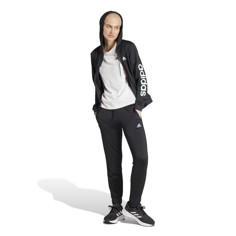 Conjunto-adidas-para-mujer-W-Linear-Ts-para-moda-color-negro.-Modelo-En-Movimiento