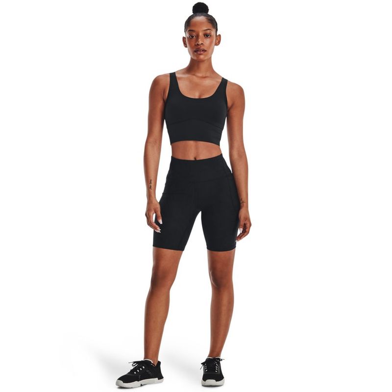 Camiseta-Manga-Sisa-under-armour-para-mujer-Meridian-Fitted-Crop-Tank-para-entrenamiento-color-negro.-Outfit-Completo