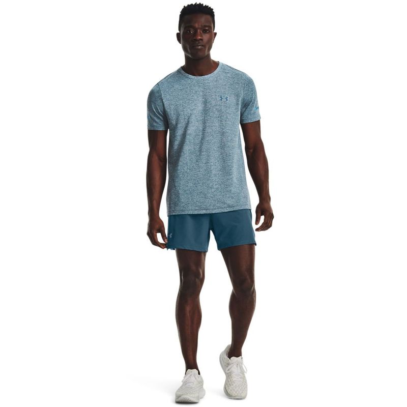 Camiseta-Manga-Corta-under-armour-para-hombre-Ua-Seamless-Stride-Ss-para-correr-color-azul.-Outfit-Completo