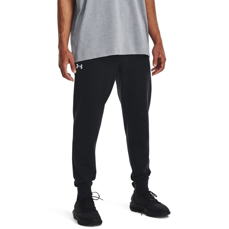 Pantalon-under-armour-para-hombre-Ua-Rival-Fleece-Joggers-para-moda-color-verde.-Frente-Sobre-Modelo