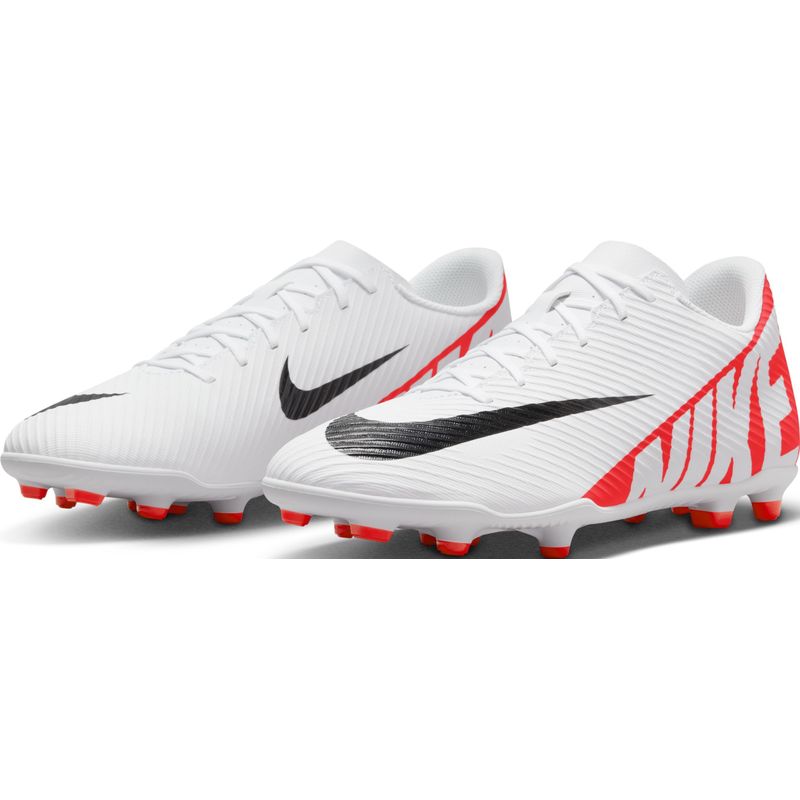 Guayos-nike-para-hombre-Vapor-15-Club-Fg-Mg-para-futbol-color-blanco.-Par-Alineados