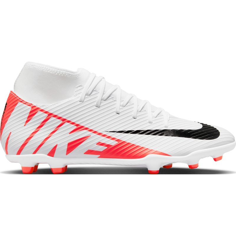 Guayos-nike-para-hombre-Superfly-9-Club-Fg-Mg-para-futbol-color-blanco.-Lateral-Externa-Derecha