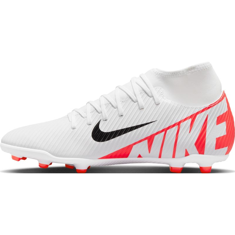 Guayos-nike-para-hombre-Superfly-9-Club-Fg-Mg-para-futbol-color-blanco.-Lateral-Interna-Derecha
