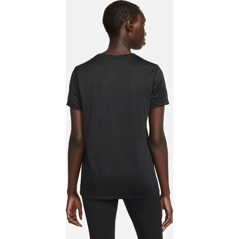 Camiseta-Manga-Corta-nike-para-mujer-W-Nk-Df-Tee-Rlgd-Lbr-para-entrenamiento-color-negro.-Reverso-Sobre-Modelo