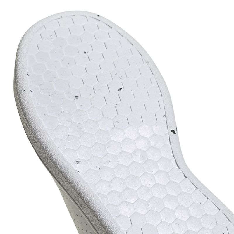 Tenis-adidas-para-niño-Advantage-K-para-moda-color-blanco.-Detalle-2