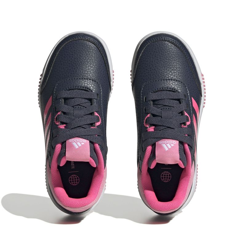 Tenis-adidas-para-niño-Tensaur-Sport-2.0-K-para-moda-color-negro.-Capellada