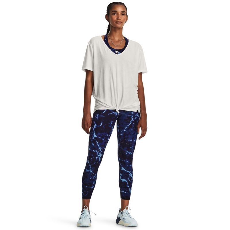 Camiseta-Manga-Corta-under-armour-para-mujer-Pjt-Rck-Completer-Deep-V-T-para-entrenamiento-color-beige.-Outfit-Completo