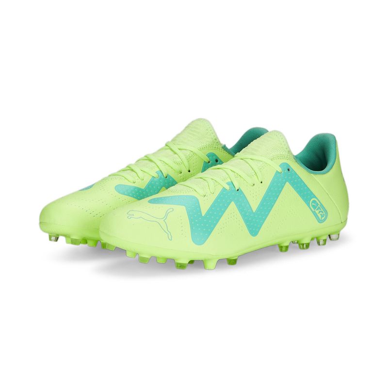 Guayos-puma-para-hombre-Future-Play-Mg-para-futbol-color-amarillo.-Par-Alineados