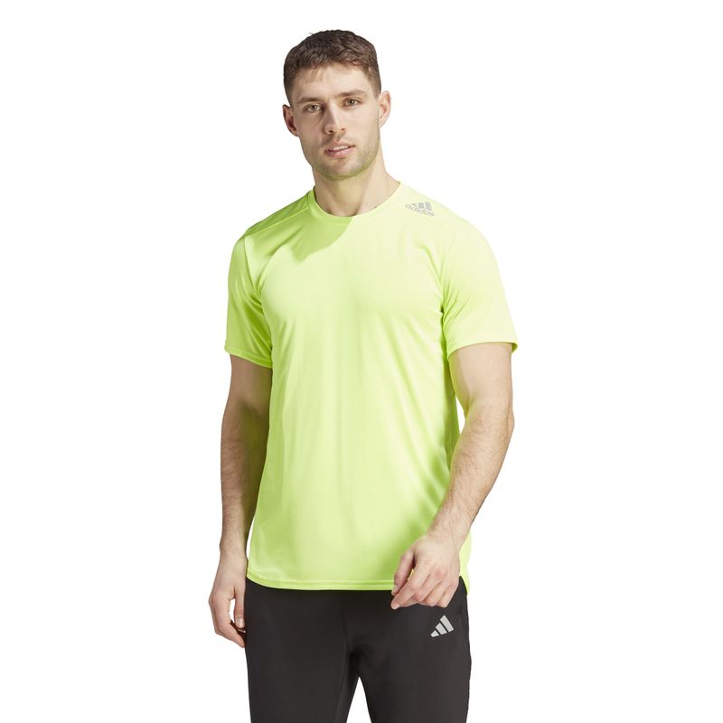 Camiseta-Manga-Corta-adidas-para-hombre-D4R-Tee-Men-para-correr-color-verde.-Frente-Sobre-Modelo