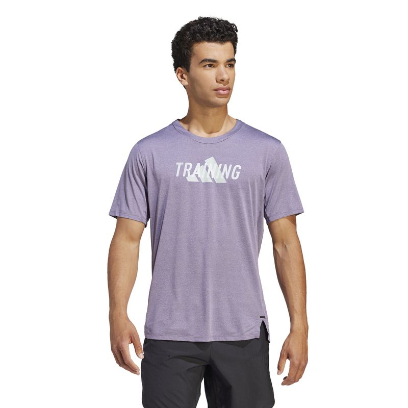 Camiseta-Manga-Corta-adidas-para-hombre-D4M-Wogfx-Tee-para-entrenamiento-color-morado.-Frente-Sobre-Modelo