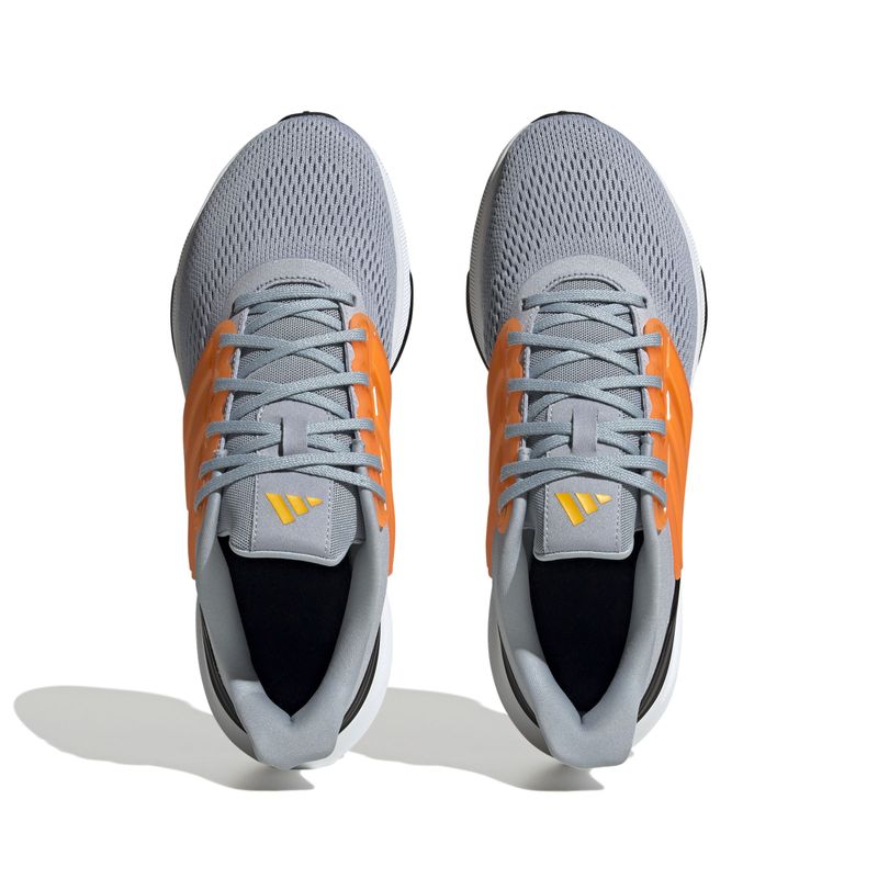Tenis-adidas-para-hombre-Ultrabounce-para-correr-color-gris.-Capellada