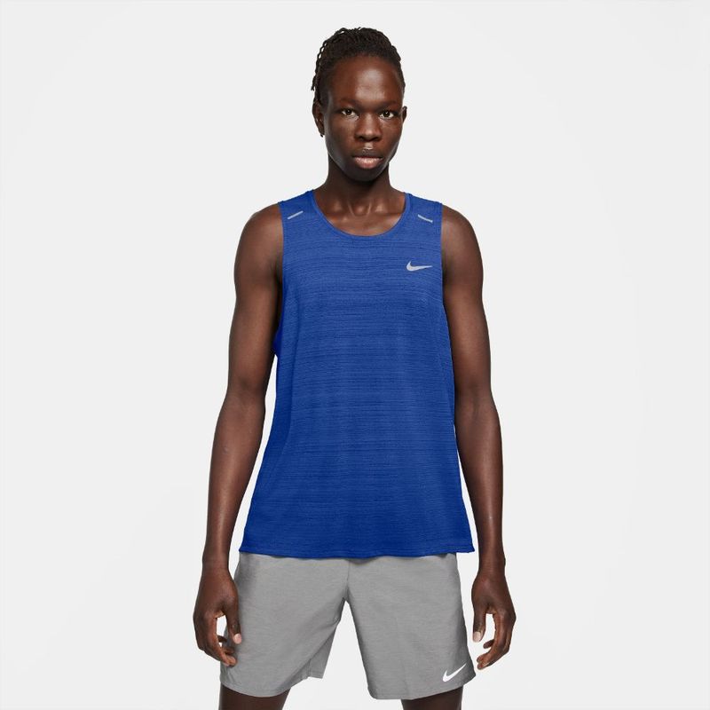 Camiseta transpirable en azul 833591-497 Miler de Nike Running