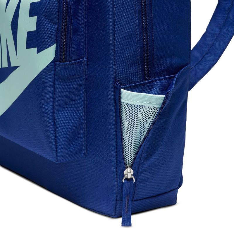 Morral-nike-para-niño-Y-Nk-Classic-Bkpk-para-moda-color-azul.-Detalle-4