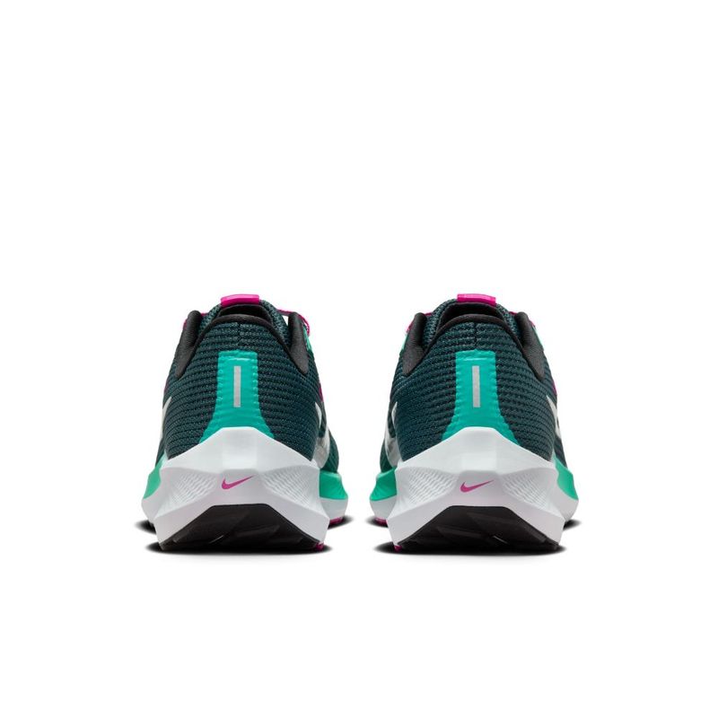 Tenis-nike-para-mujer-W-Nike-Air-Zoom-Pegasus-40-para-correr-color-verde.-Talon