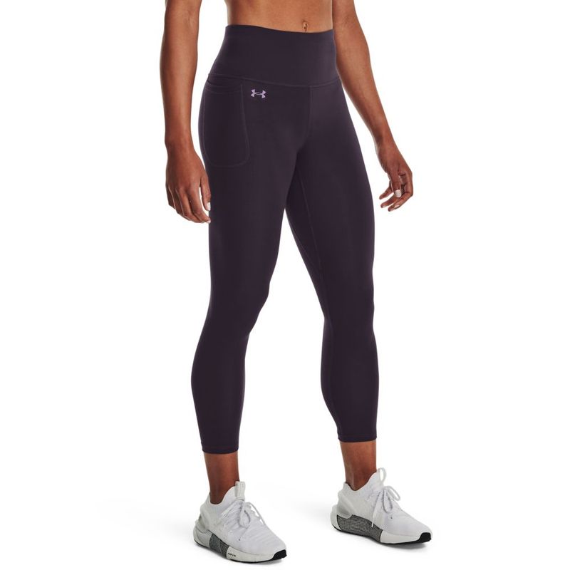 Licra-under-armour-para-mujer-Motion-Ankle-Leg-para-entrenamiento-color-morado.-Frente-Sobre-Modelo