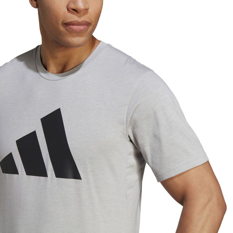 Camiseta-Manga-Corta-adidas-para-hombre-Tr-Es-Fr-Logo-T-para-entrenamiento-color-gris.-Detalle-3
