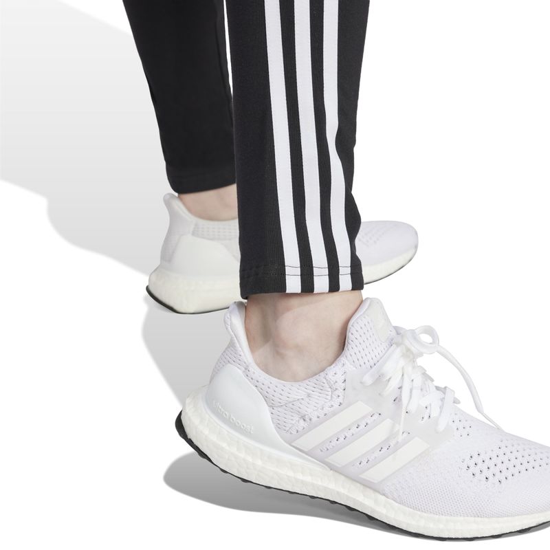 Licra-adidas-para-mujer-W-Fi-3S-Legging-para-moda-color-negro.-Detalle-2