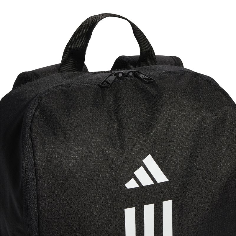 Morral-adidas-para-hombre-Tr-Bp-para-entrenamiento-color-negro.-Detalle-1