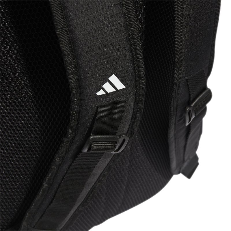 Morral-adidas-para-hombre-Tr-Bp-para-entrenamiento-color-negro.-Detalle-2