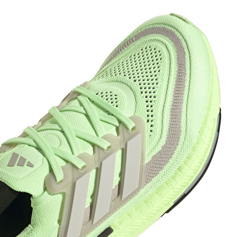 Tenis-adidas-para-hombre-Ultraboost-Light-para-correr-color-verde.-Detalle-2