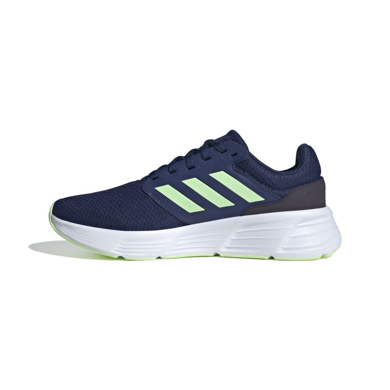 Tenis-adidas-para-hombre-Galaxy-6-M-para-correr-color-azul.-Lateral-Interna-Izquierda
