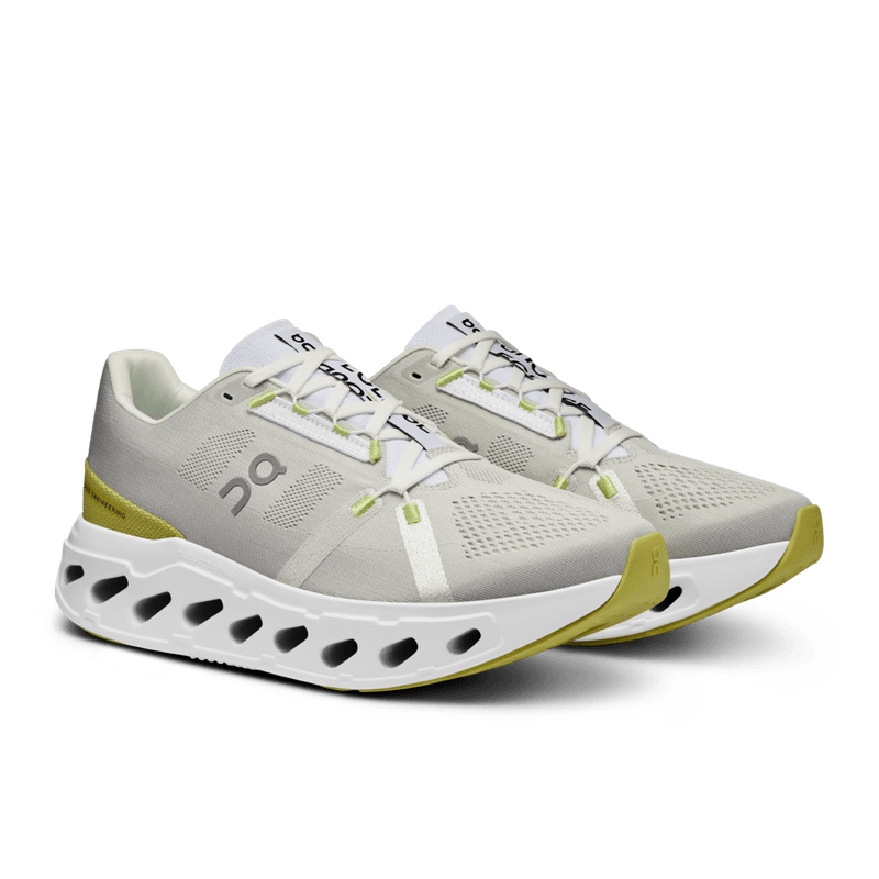 Tenis-on-para-hombre-Cloudeclipse-para-correr-color-gris.-Par-Alineados-
