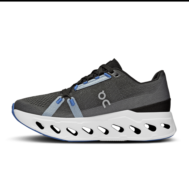 Tenis-on-para-mujer-Cloudeclipse-para-correr-color-negro.-Lateral-Interna-Izquierda