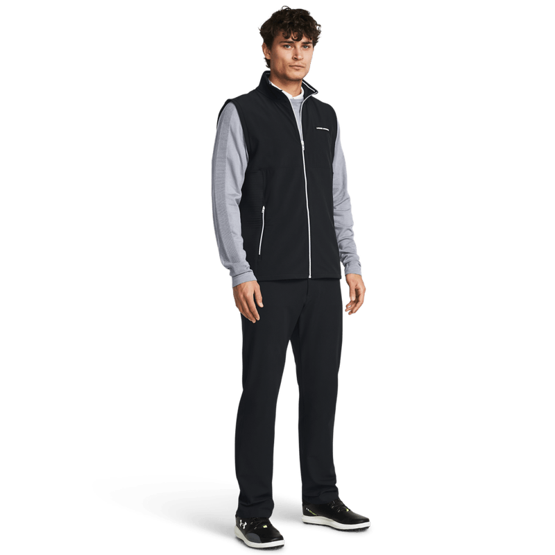 Chaleco-under-armour-para-hombre-Ua-Storm-Daytona-Vest-para-golf-color-negro.-Outfit-Completo
