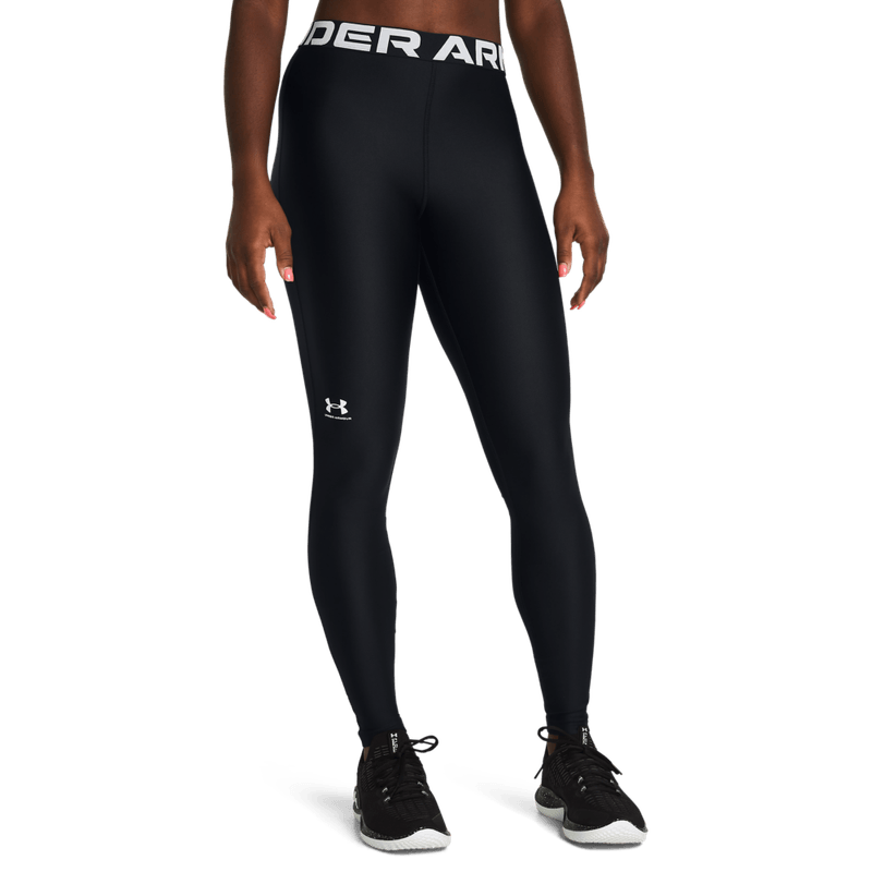 Licra-under-armour-para-mujer-Ua-Hg-Authentics-Legging-para-entrenamiento-color-negro.-Frente-Sobre-Modelo