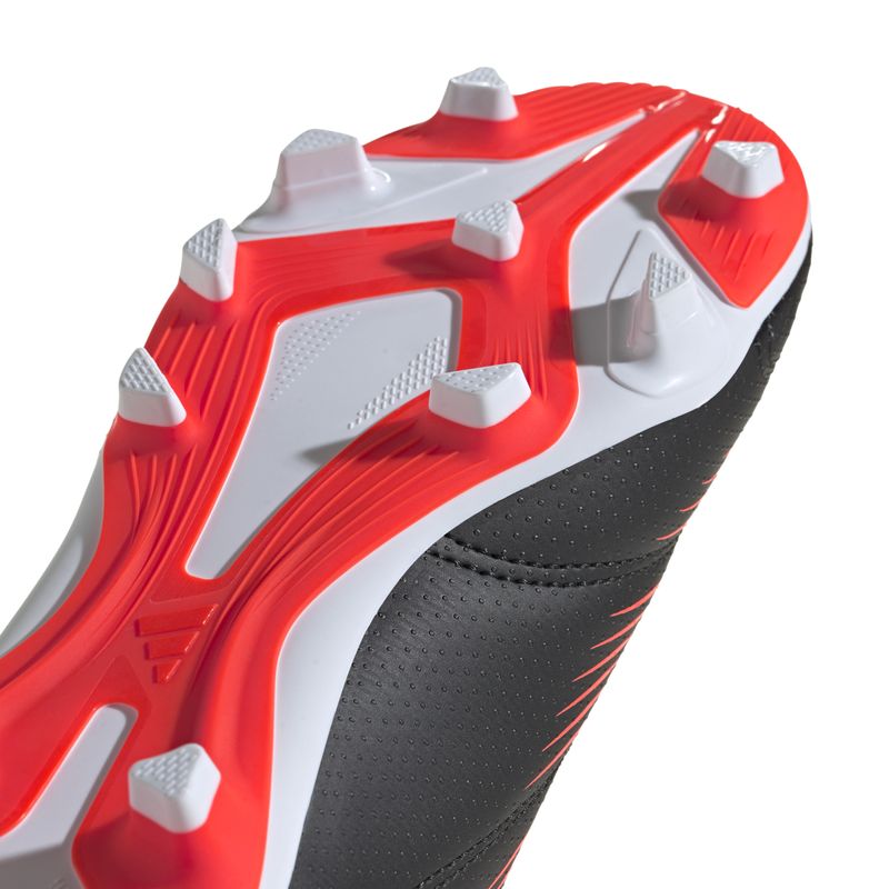 Guayos-adidas-para-niño-Predator-Club-Sock-Fg-para-futbol-color-negro.-Detalle-2