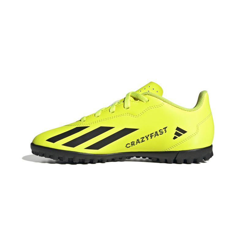 Guayos-adidas-para-niño-X-Crazyfast-Club-Tf-para-futbol-color-amarillo.-Lateral-Interna-Izquierda