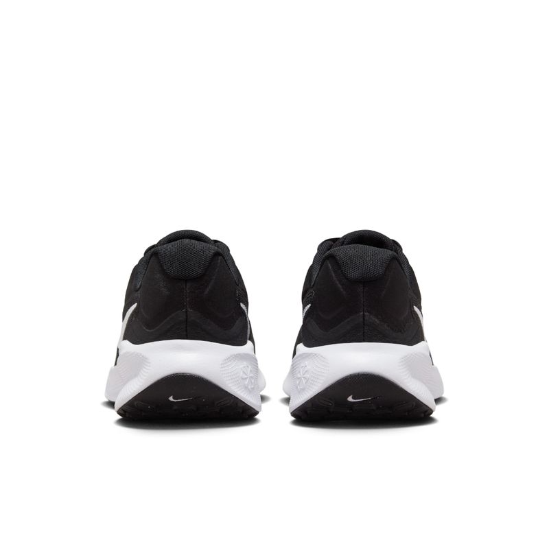 Tenis-nike-para-mujer-W-Nike-Revolution-7-para-correr-color-negro.-Talon