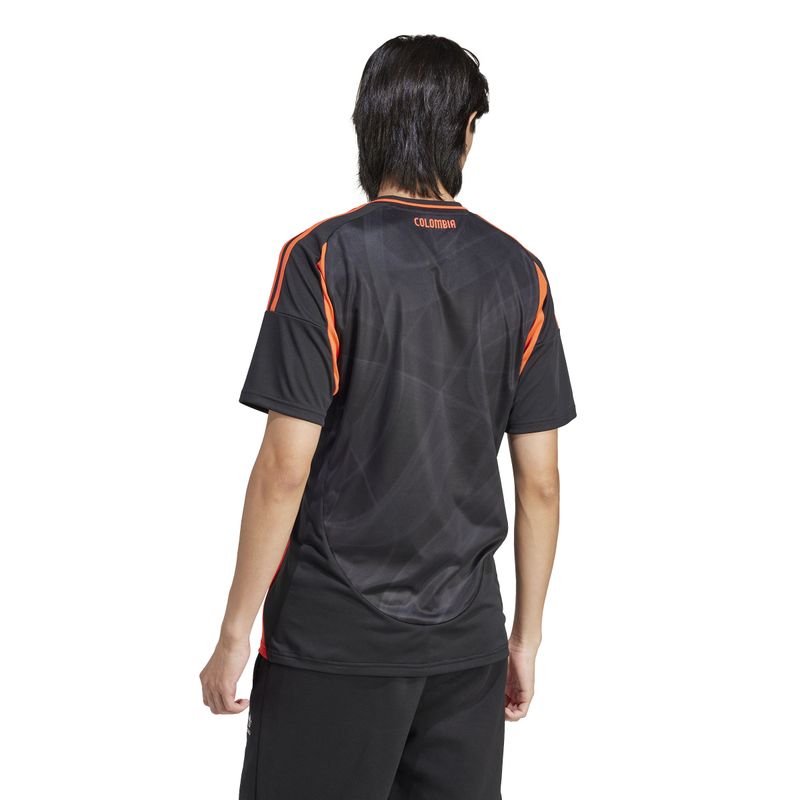 Camiseta-De-Equipo-adidas-para-hombre-Fcf-A-Jsy-para-futbol-color-negro.-Reverso-Sobre-Modelo