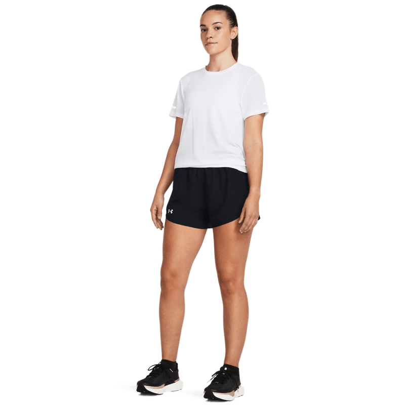Pantaloneta-under-armour-para-mujer-Ua-Fly-By-Short-para-correr-color-negro.-Outfit-Completo