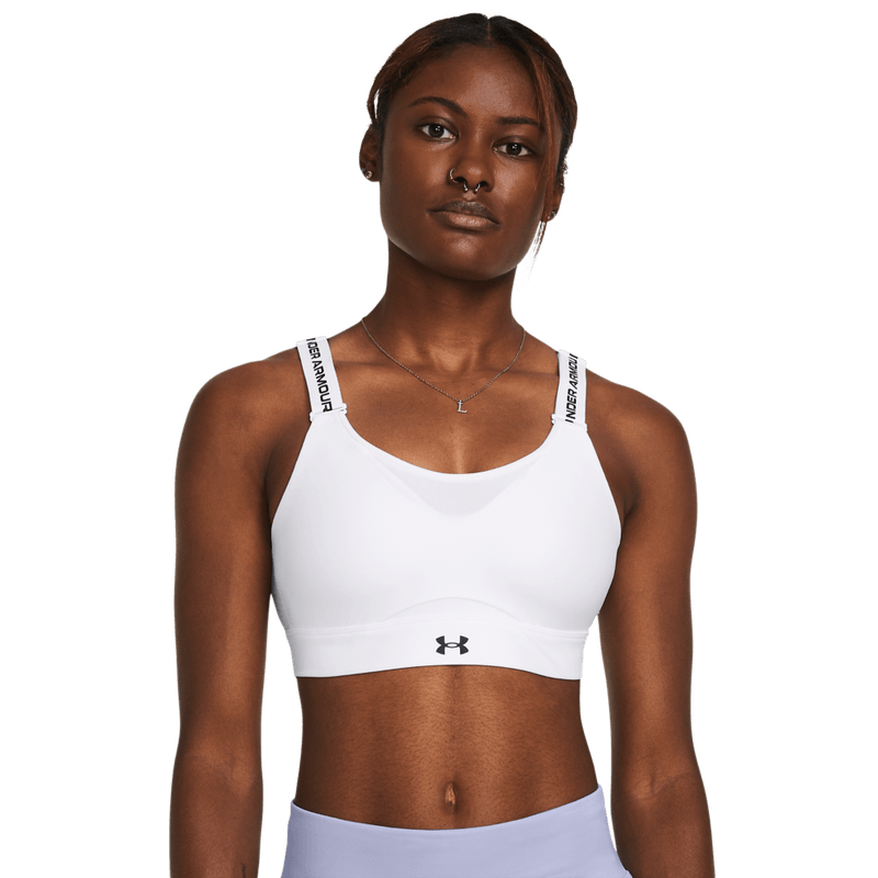 Top-under-armour-para-mujer-Ua-Infinity-High-Bra-para-entrenamiento-color-blanco.-Frente-Sobre-Modelo