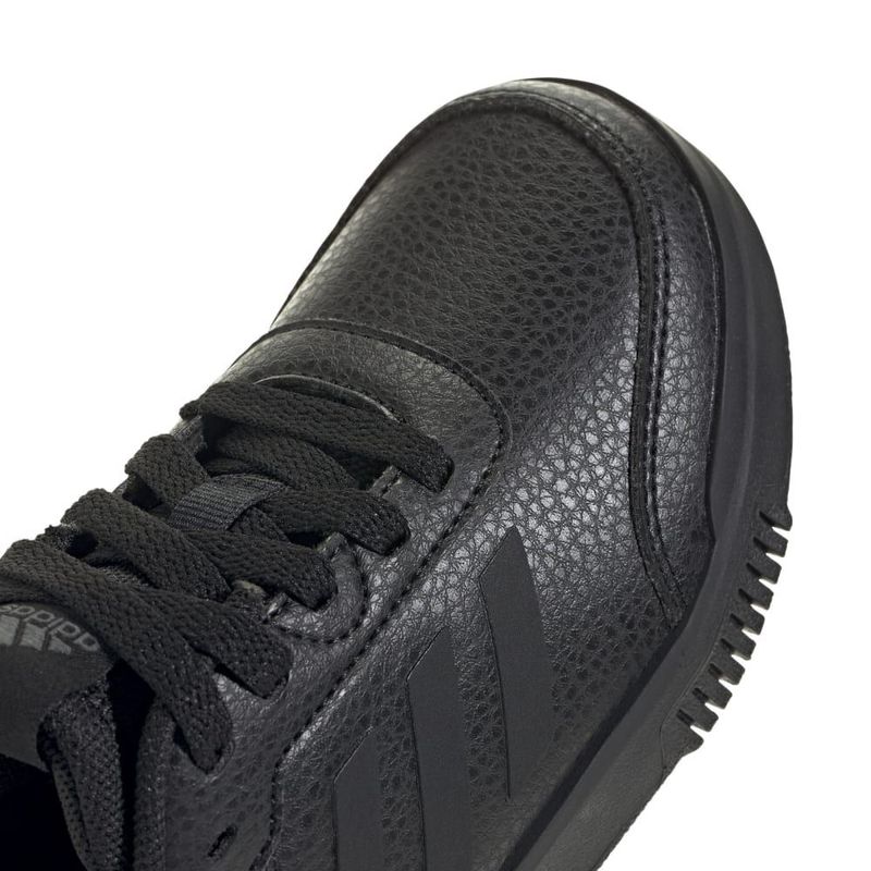 Tenis-adidas-para-niño-Tensaur-Sport-2.0-K-para-correr-color-negro.-Detalle-1