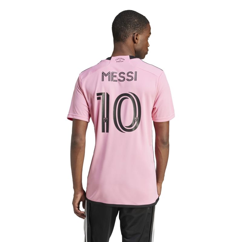 Camiseta-Manga-Corta-adidas-para-hombre-Imcf-H-Jsy-N-para-futbol-color-rosado.-Reverso-Sobre-Modelo