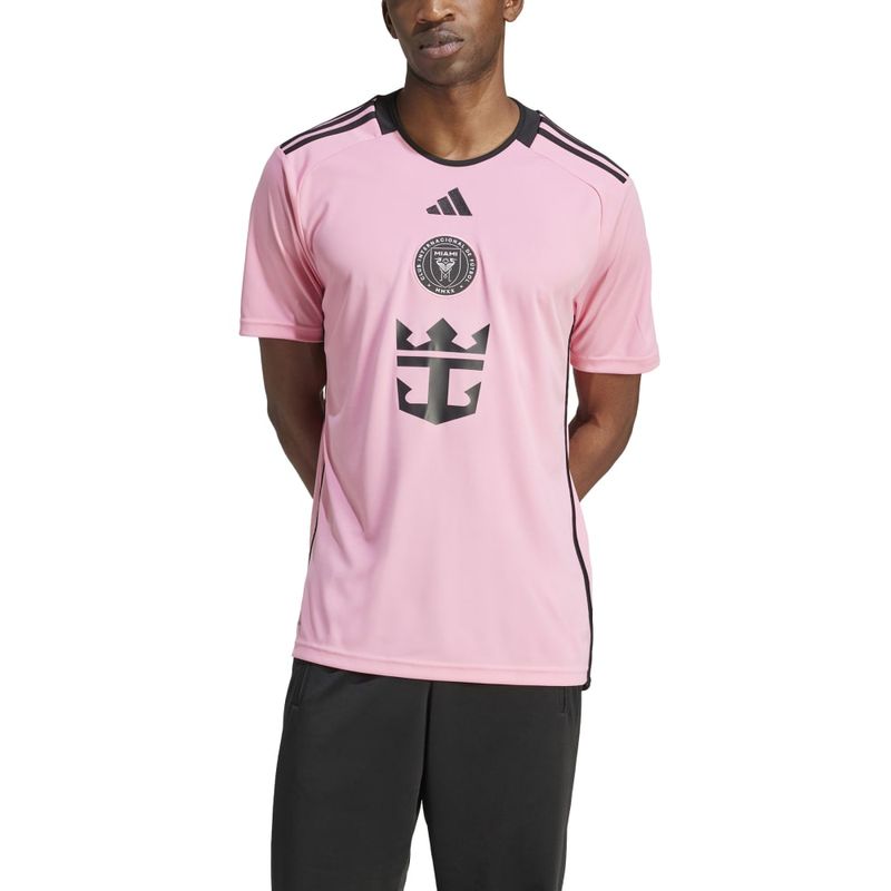 Camiseta-Manga-Corta-adidas-para-hombre-Imcf-H-Jsy-N-para-futbol-color-rosado.-Zoom-Frontal-Sobre-Modelo