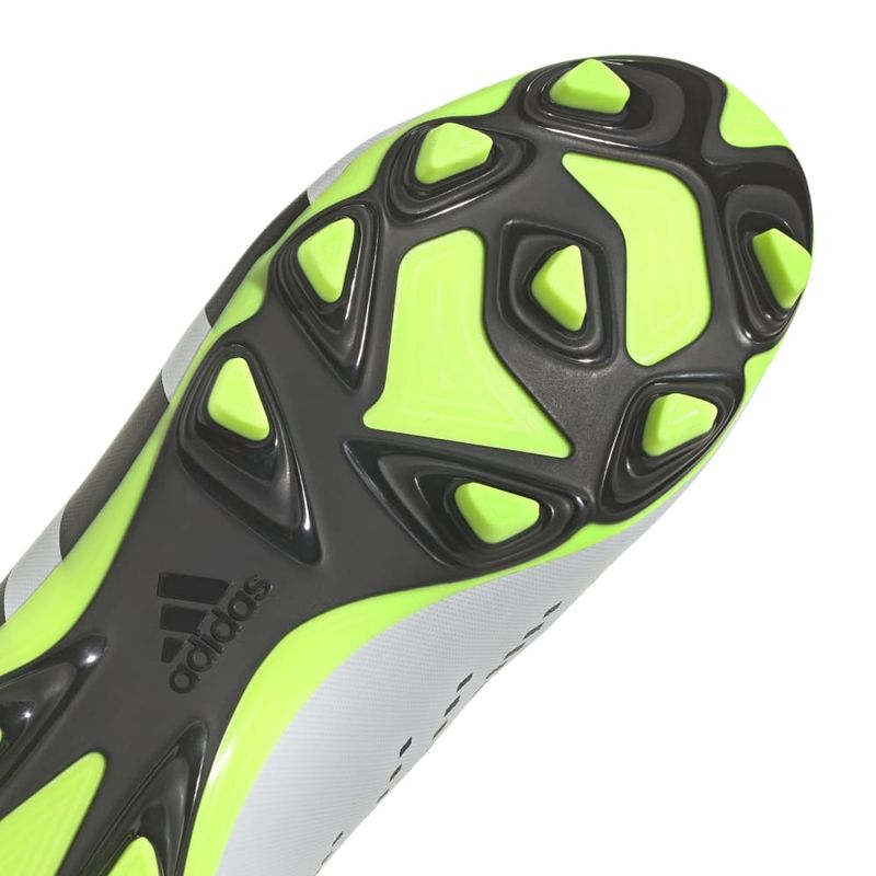 Guayos-adidas-para-hombre-Predator-Accuracy.4-para-futbol-color-blanco.-Detalle-2