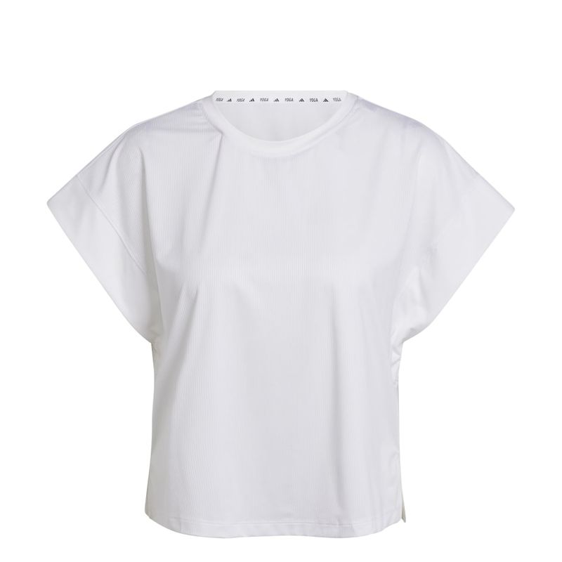 Camiseta-Manga-Corta-adidas-para-mujer-Studio-T-Shirt-para-entrenamiento-color-blanco.-Frente-Sobre-Modelo