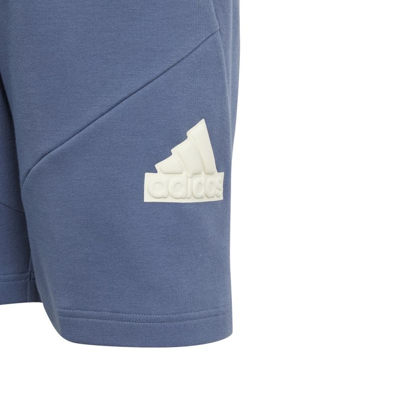 Pantaloneta-adidas-para-niño-U-Fi-Logo-Sh-para-moda-color-azul.-Detalle-3