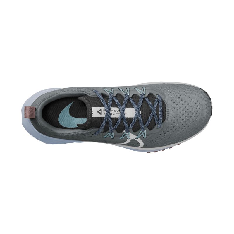 Tenis-nike-para-mujer-W-Nike-React-Pegasus-Trail-4-para-correr-color-gris.-Vista-Capelladas