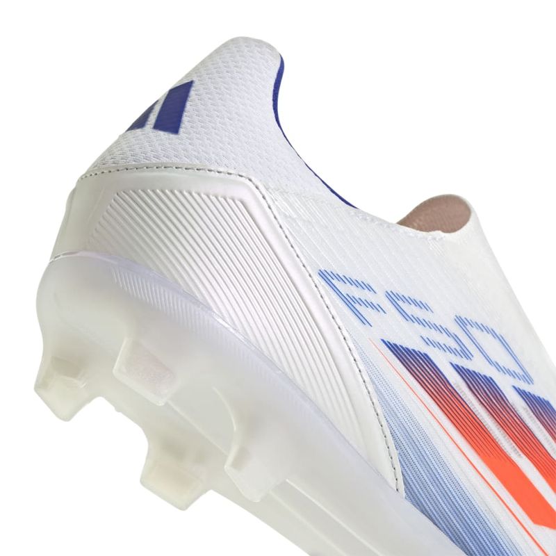 Guayos-adidas-para-hombre-F50-League-Ll-Fg-para-futbol-color-blanco.-Detalle-1