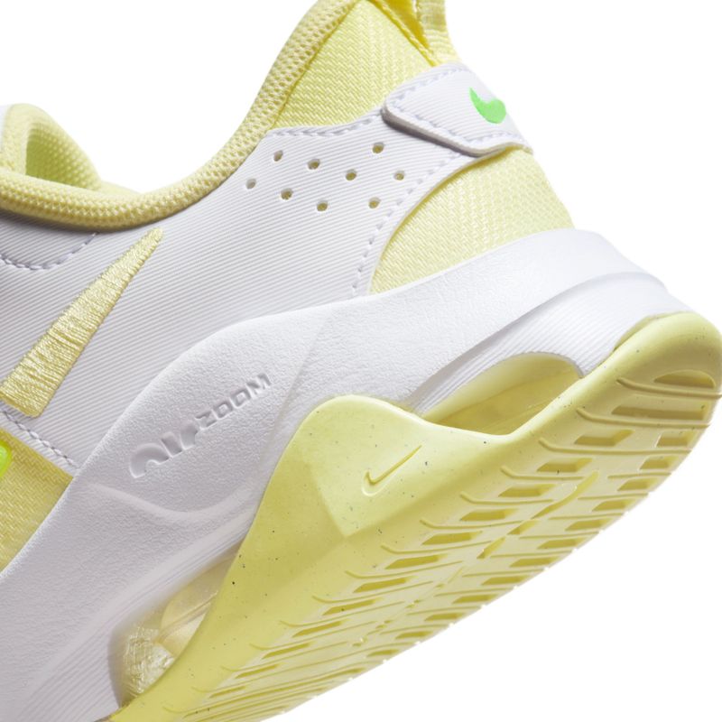 Tenis-nike-para-mujer-W-Nike-Zoom-Bella-6-para-entrenamiento-color-blanco.-Detalle-2