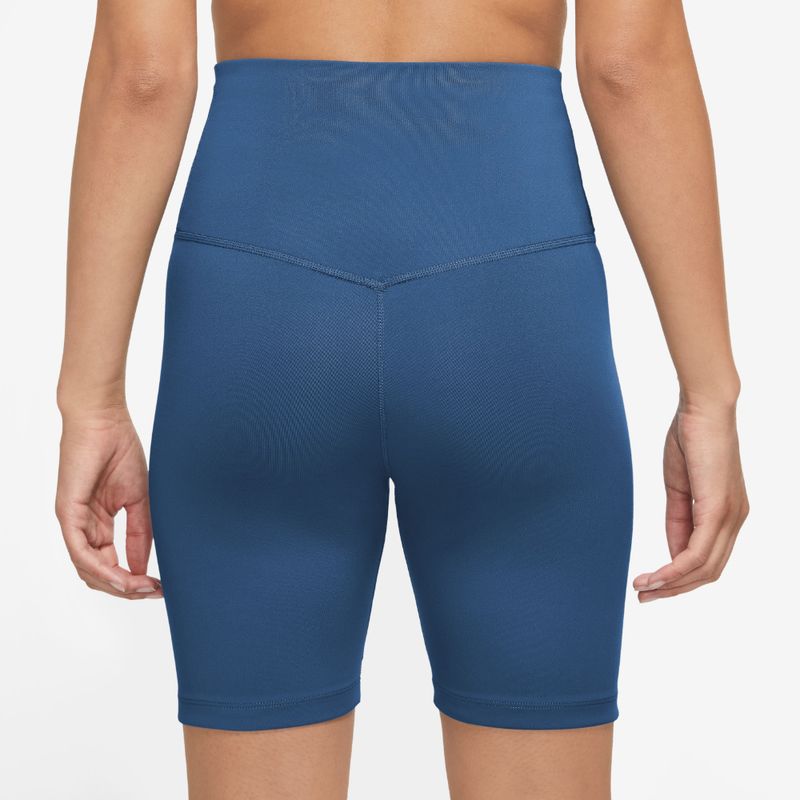 Licra-nike-para-mujer-W-Nk-One-Df-Hr-7In-Short-para-entrenamiento-color-azul.-Reverso-Sobre-Modelo