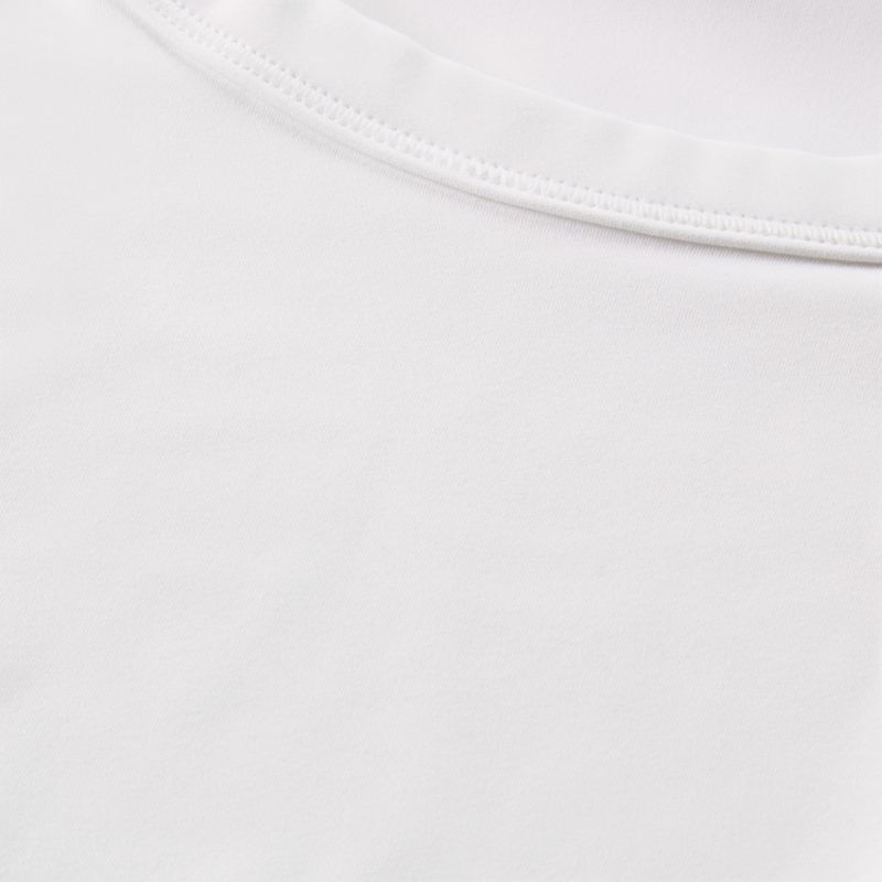 Camiseta-Manga-Sisa-nike-para-mujer-W-Nk-One-Fitted-Df-Crop-Tank-para-entrenamiento-color-blanco.-Detalle-7
